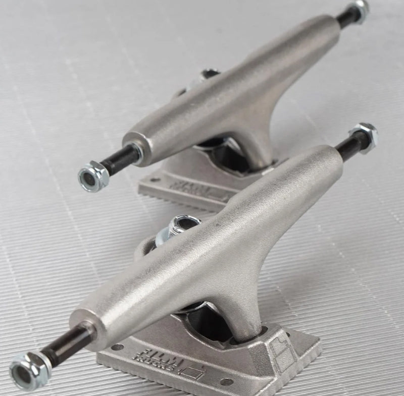 Raw Classic Trucks 5.5
